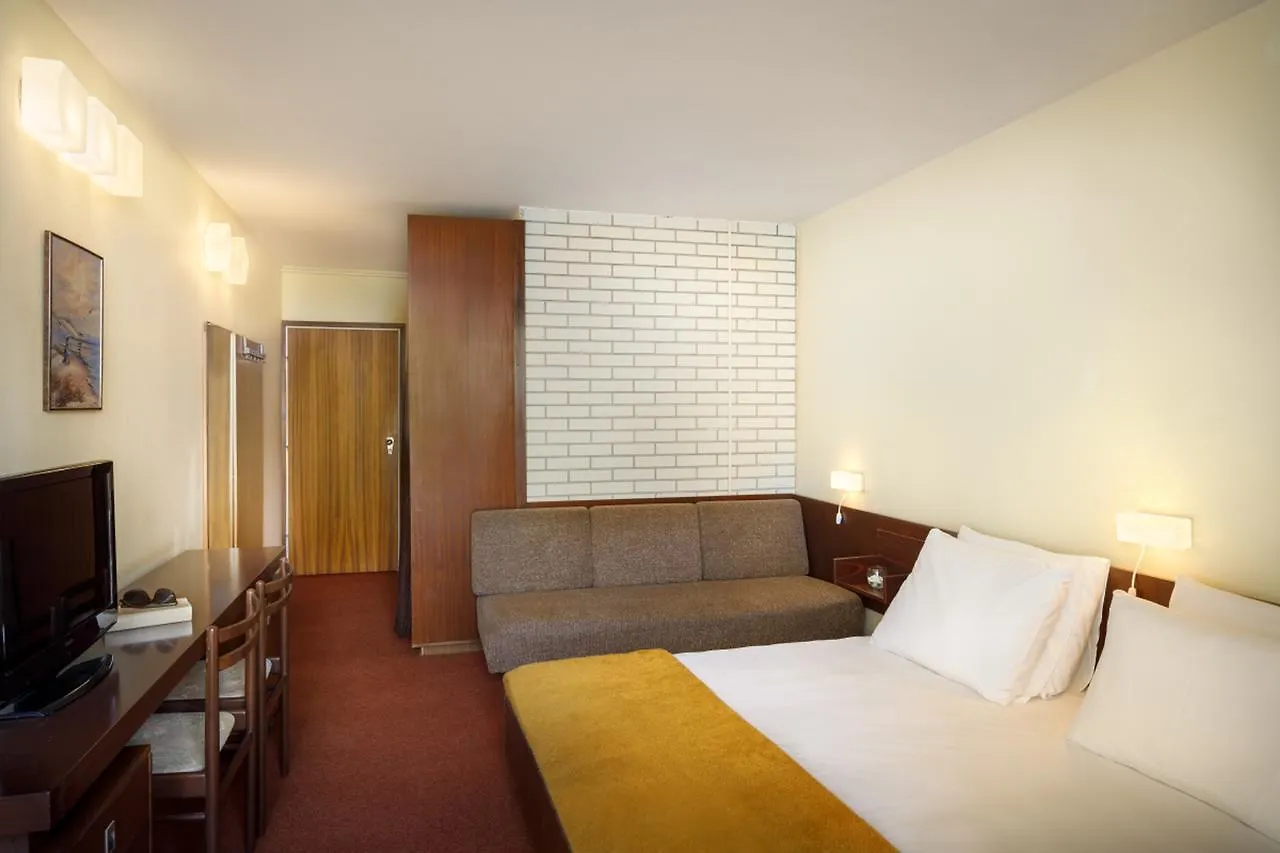 Eva Sunny Hotel & Residence By Valamar Kampor