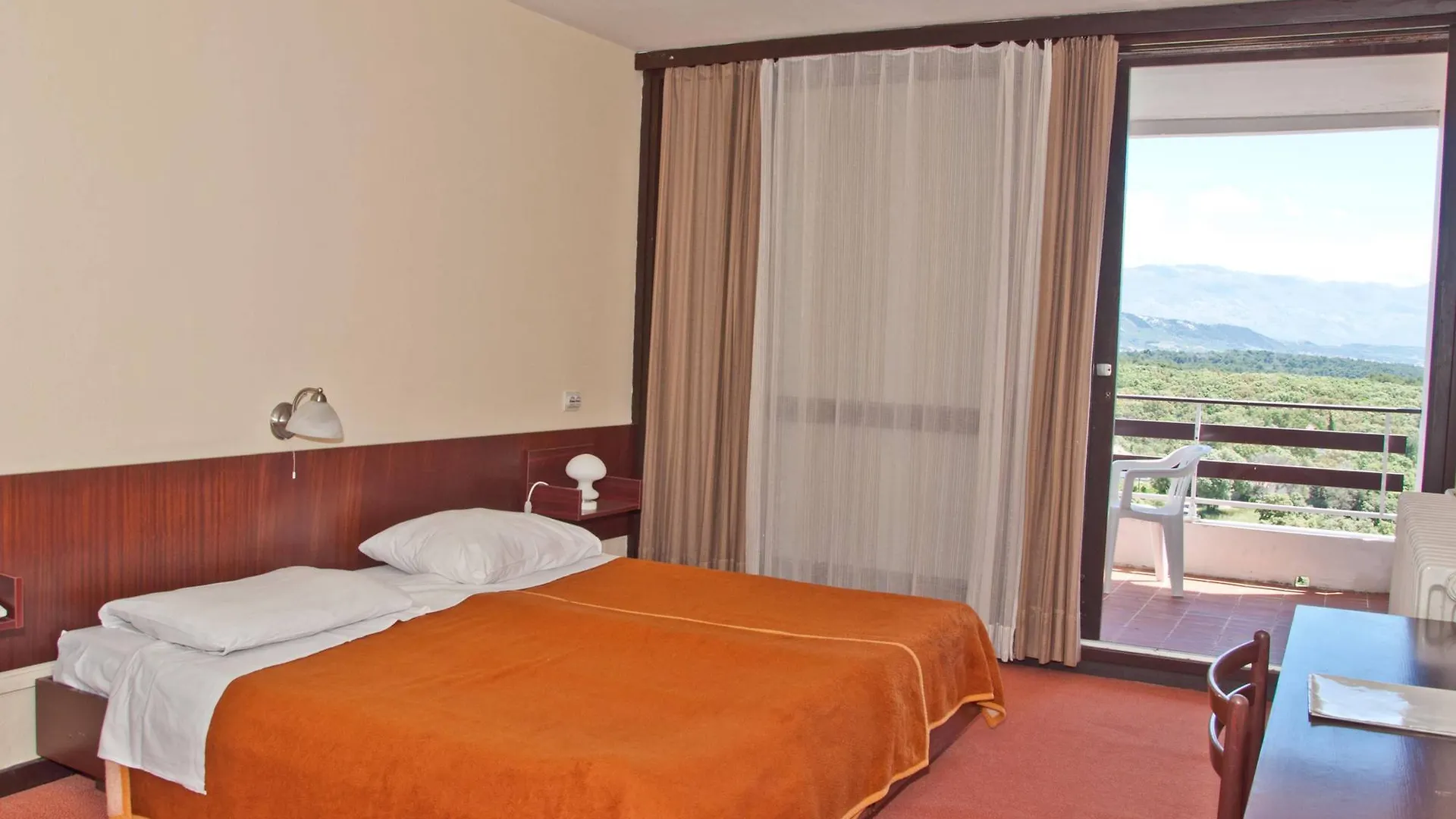 Eva Sunny Hotel & Residence By Valamar Kampor