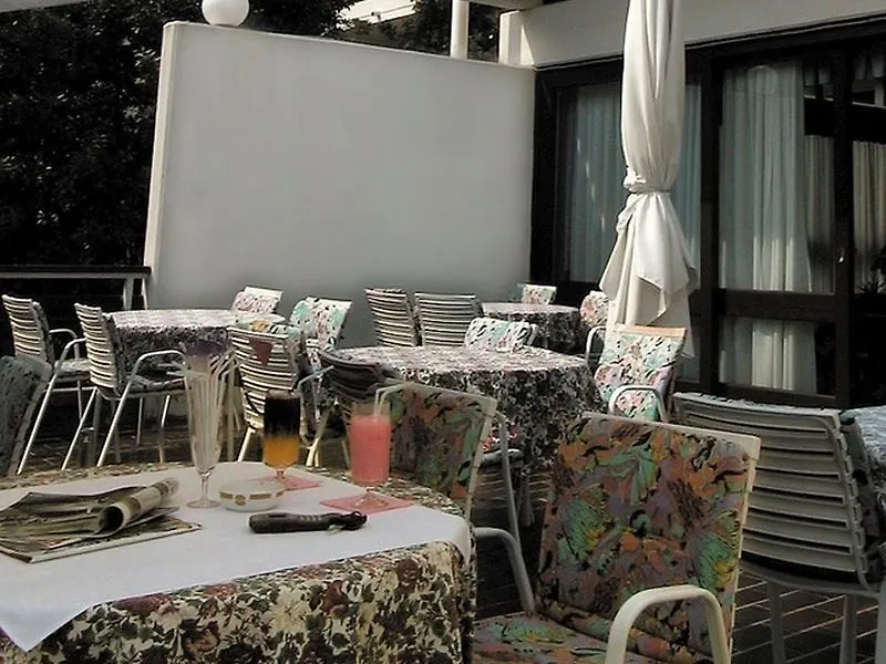 Eva Sunny Hotel & Residence By Valamar Kampor Chorwacja